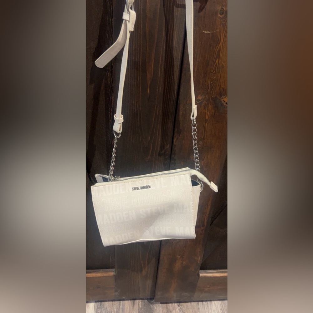 Steve Madden White Crossbody Bag with Chain Strap